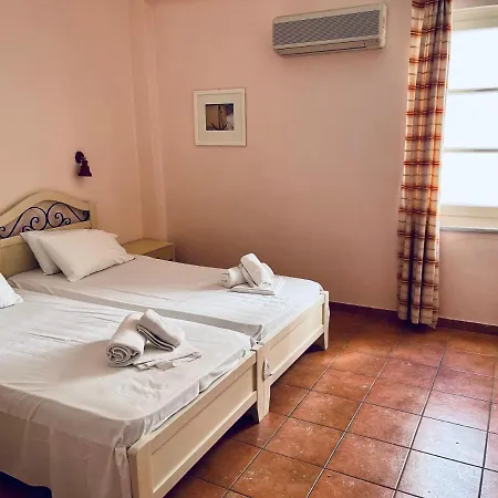 A Faros Hotel 2*